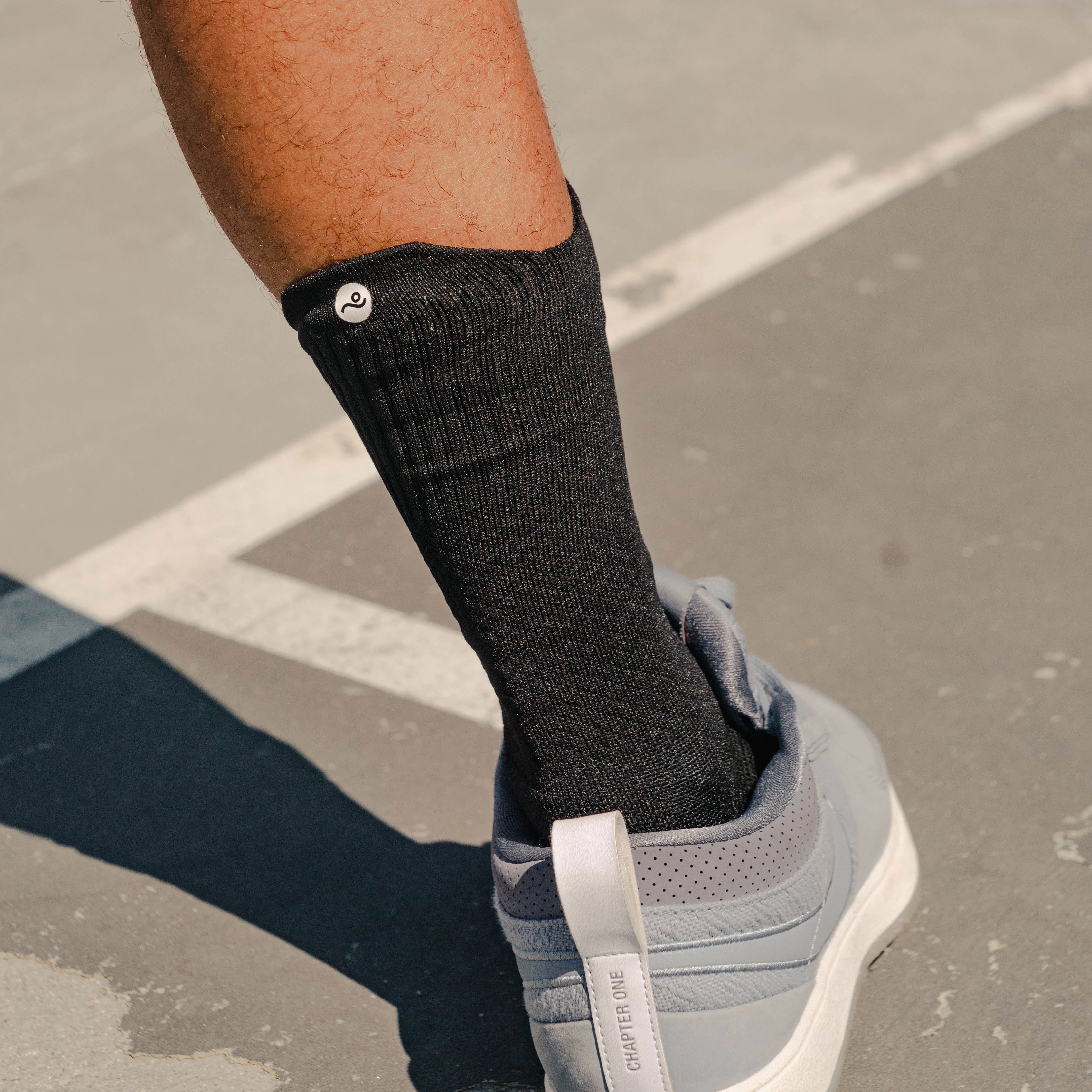 Move Compression Crew Lock Socks - Image 10
