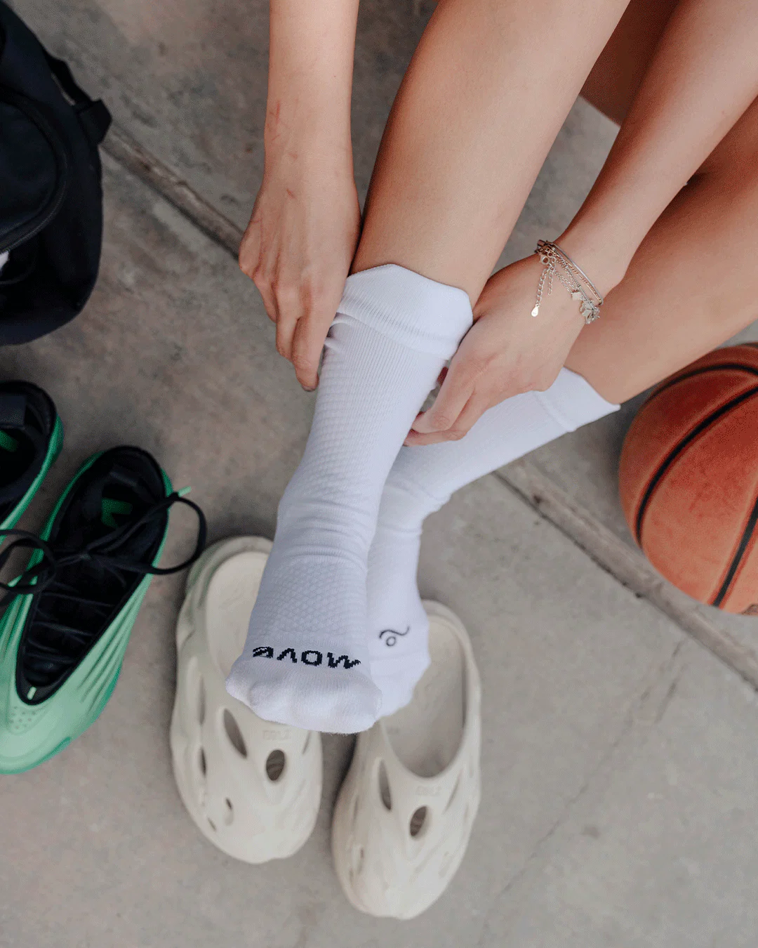 Move Compression Crew Lock Socks - Image 8